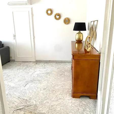 Triangle D Or 55m2 En Bord De