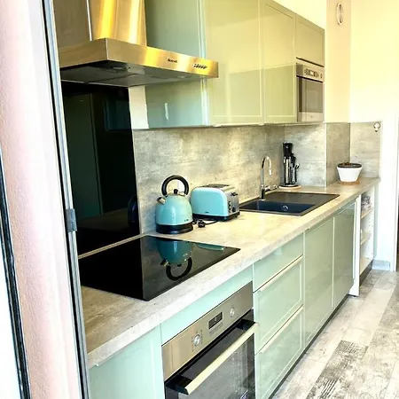 Triangle D Or 55m2 En Bord De *