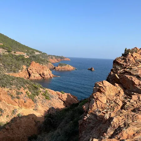 Triangle D'or 55m2 En Bord De Сен-Рафаэль