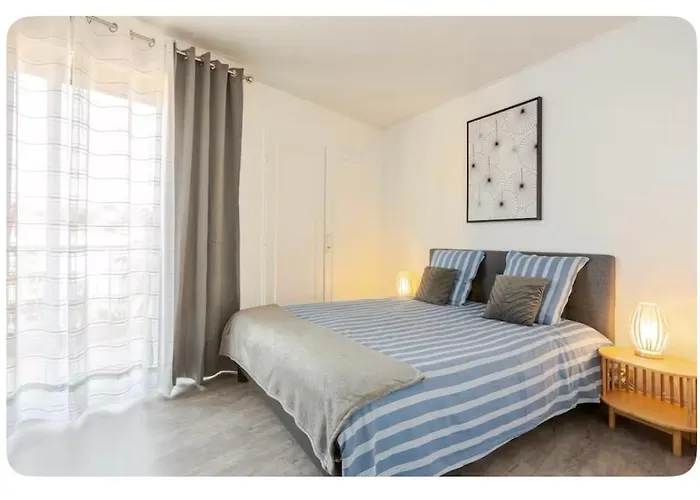 Triangle D'or 55m2 En Bord De Saint-Raphaël